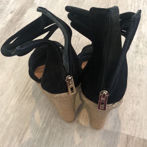 Women’s sz 8 Shutz platform wedge sandals - Picture 3 of 4